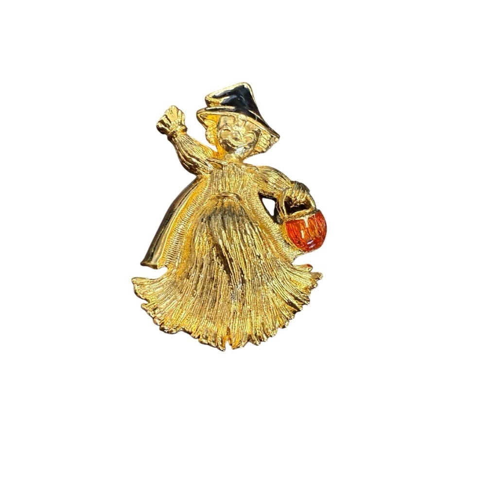 Vintage Avon Gold-Tone Scarecrow Brooch girl vintage 1992